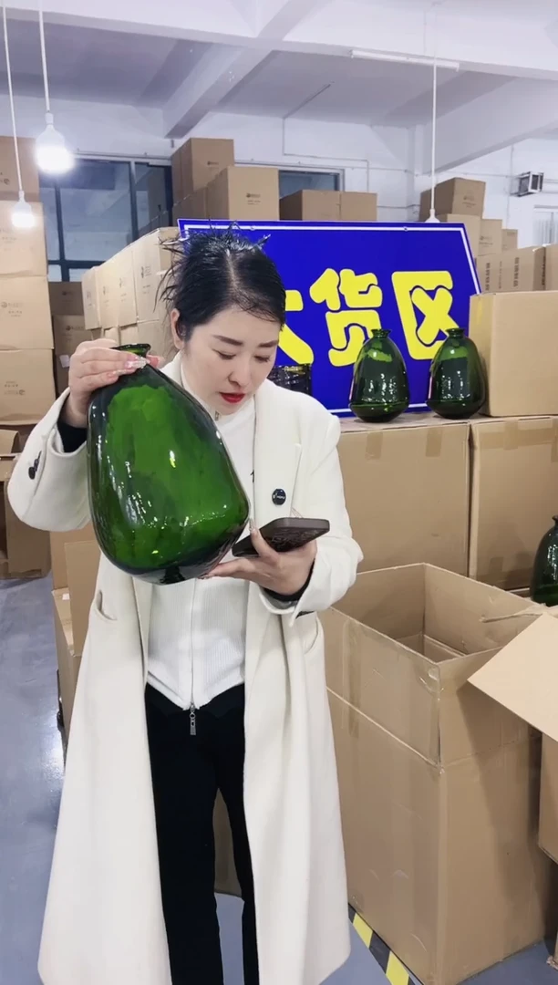 【闪购商品】玻璃花伴你花瓶-微瑕-4VPPX