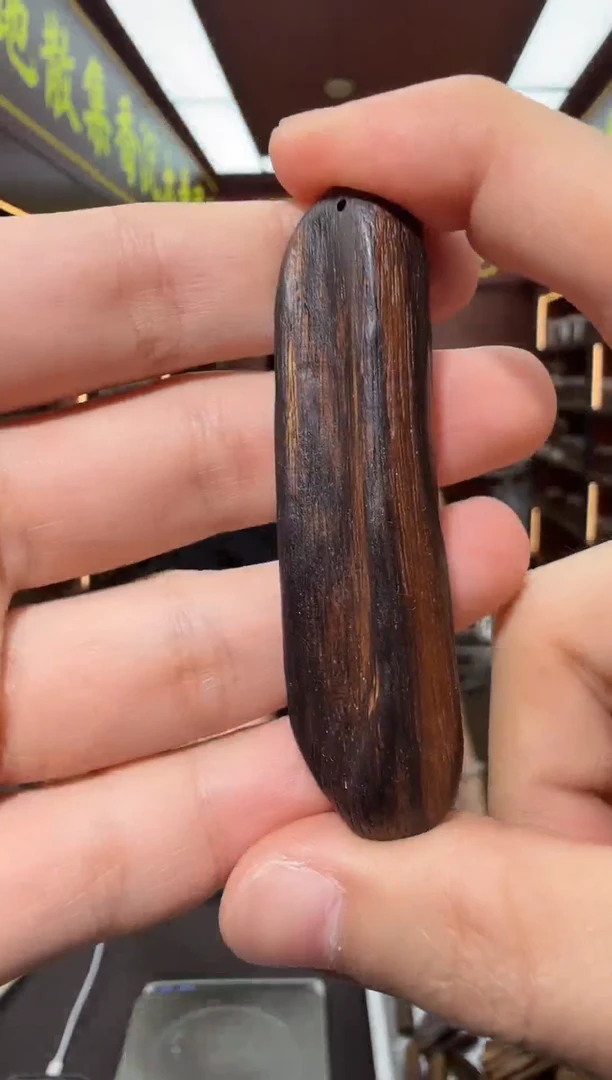 沉香吊坠16号芽庄多样性发一