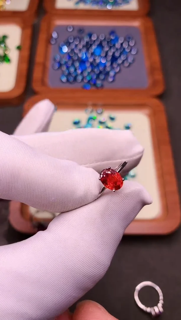 红色碧玺戒指银S925镶嵌········