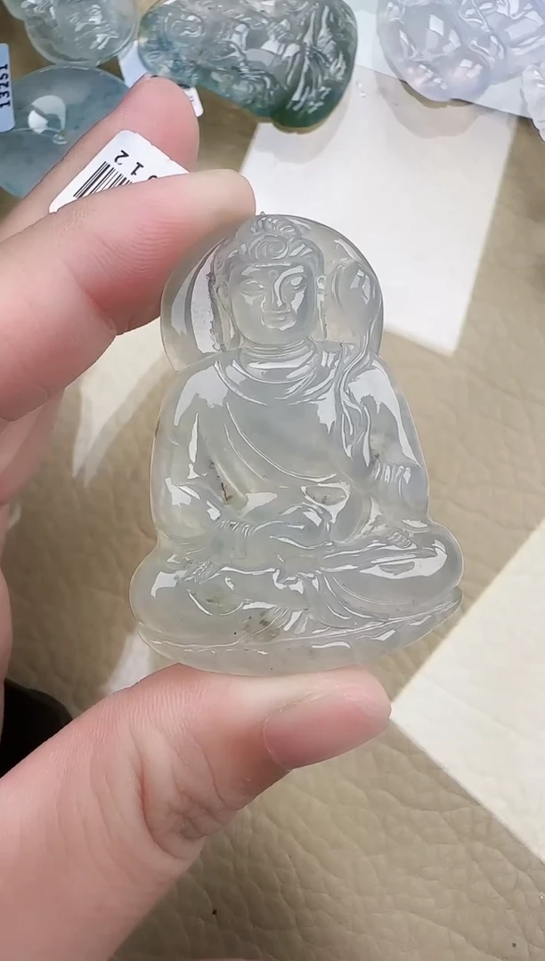 翡翠未镶嵌颈饰缅甸翡翠a货