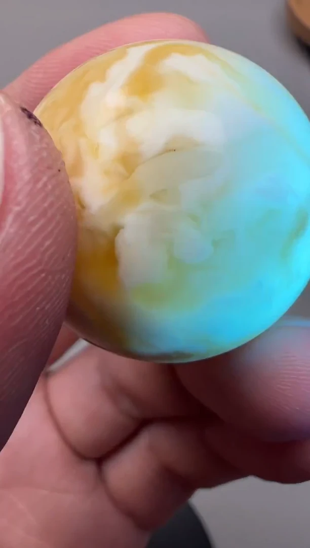 琥珀吊坠(不含链)未镶嵌精品文玩蜜蜡一个