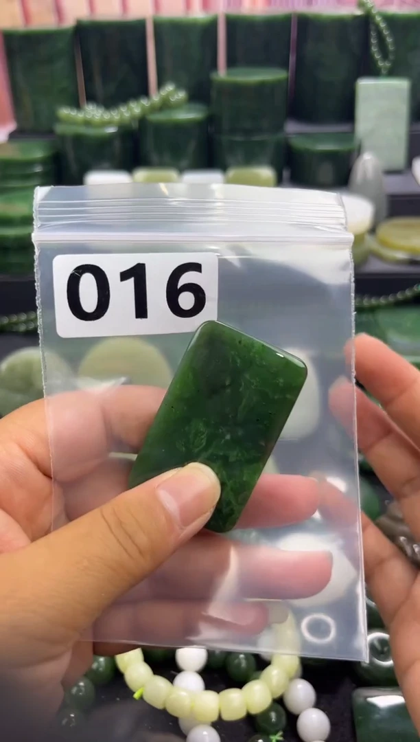 未镶嵌和田玉珠宝半成品无事牌