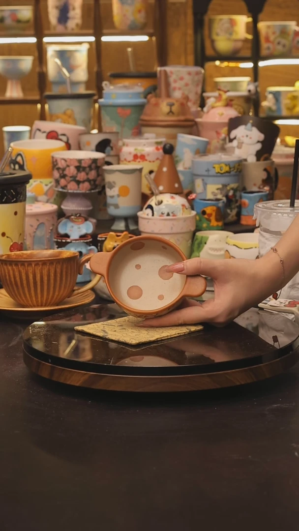 景德镇釉下彩绘设计师款式陶瓷