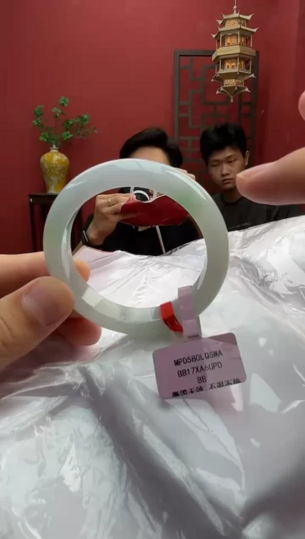 未镶嵌手镯翡翠翡翠手镯4