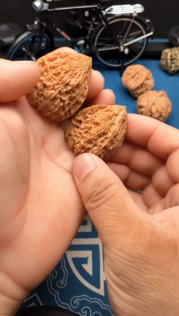 吊坠文玩核桃路*塔尖37