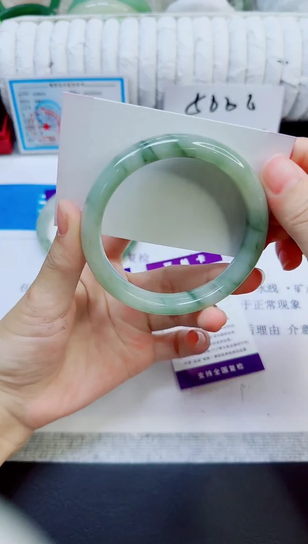 石英质玉手镯未镶嵌116/60.3