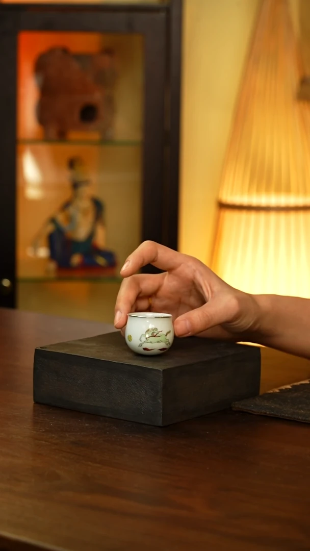 包银小马转转杯...
