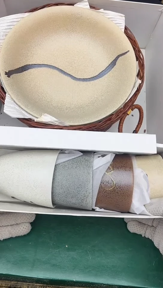 【闪购商品】中古回流瓷器好看，谨慎参拍