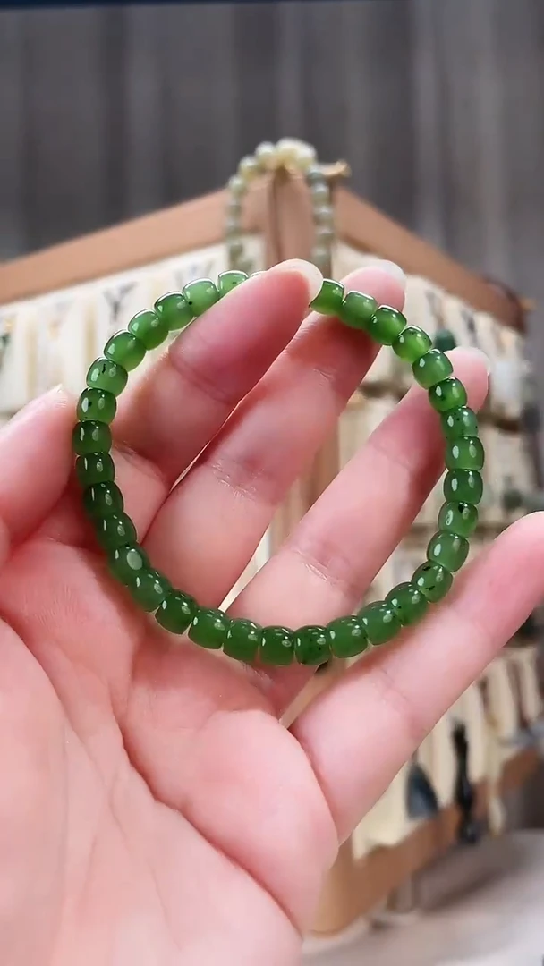 未镶嵌手串和田玉（碧玉）6m直切冰果绿碧玉手串