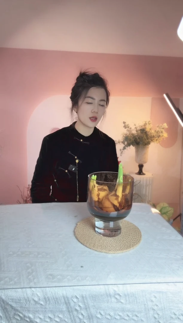 168直播玻璃花瓶