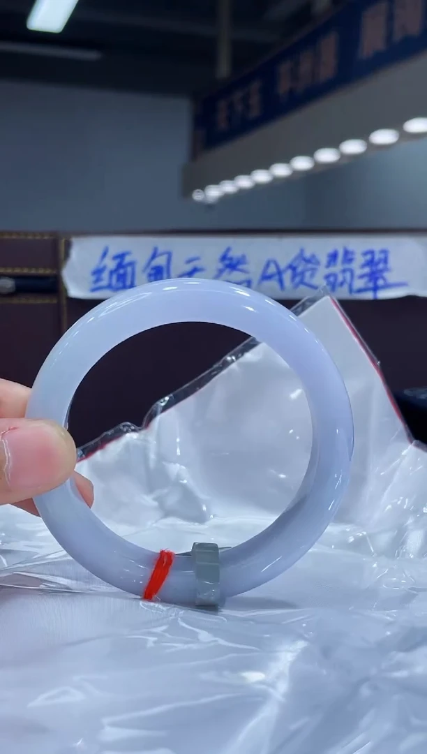 未镶嵌手镯翡翠61