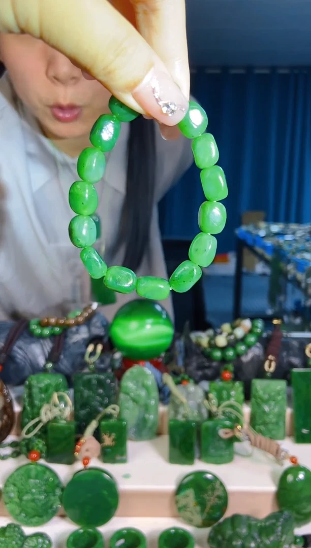 和田玉未镶嵌挂件1