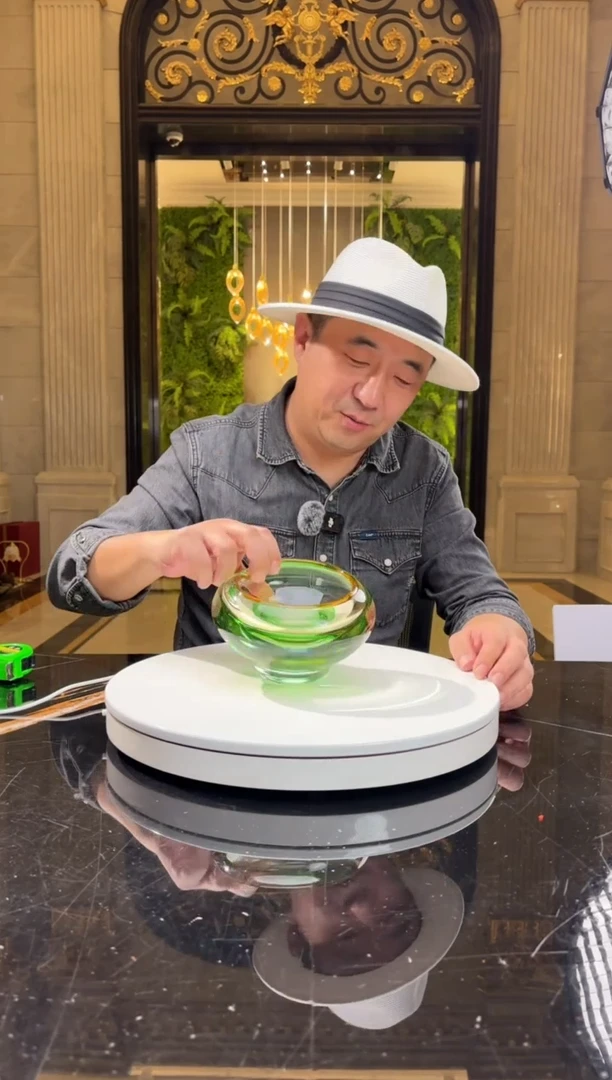 【闪购商品】摆件AJ01032茶金色配绿色烟灰缸
