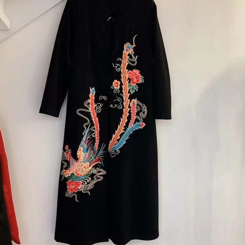 唐汉布依新款外套女装刺绣