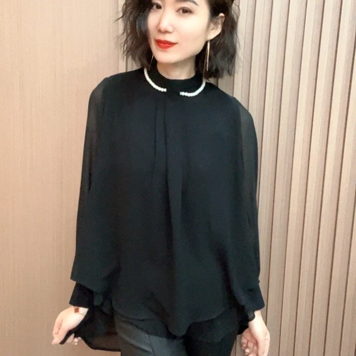 不褪色静奢风长袖圆领宫廷风衬衫秋冬上衣黑色百搭时尚连衣裙