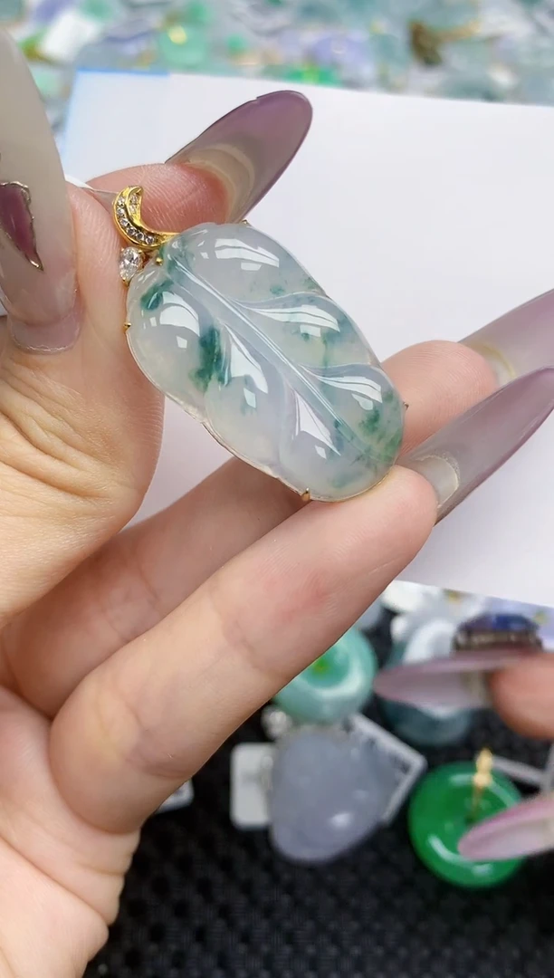 翡翠挂件18K金镶嵌97   天然翡翠A货