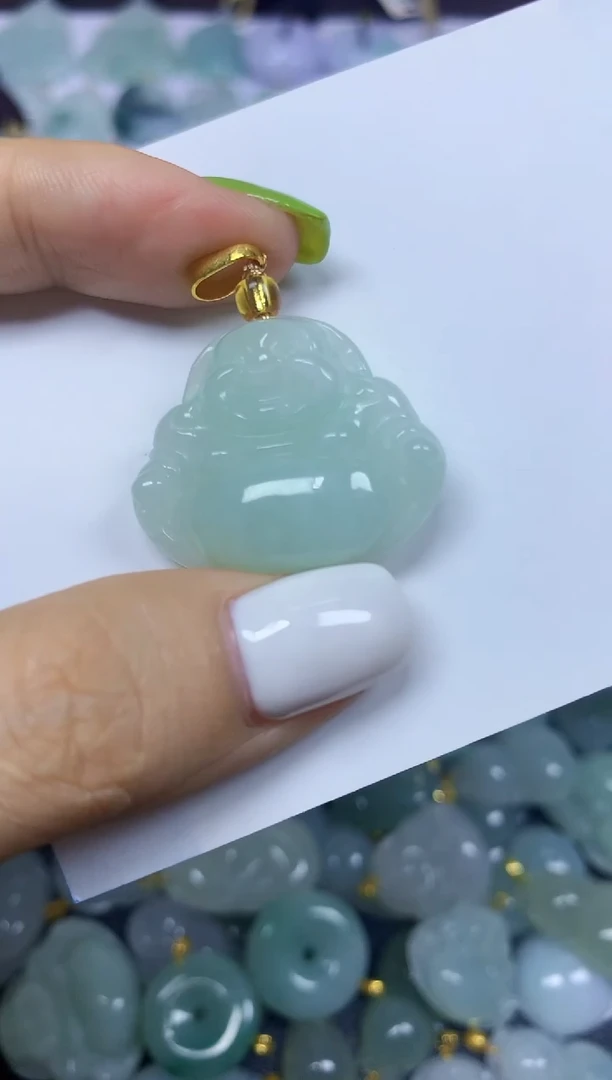 翡翠未镶嵌颈饰挂件