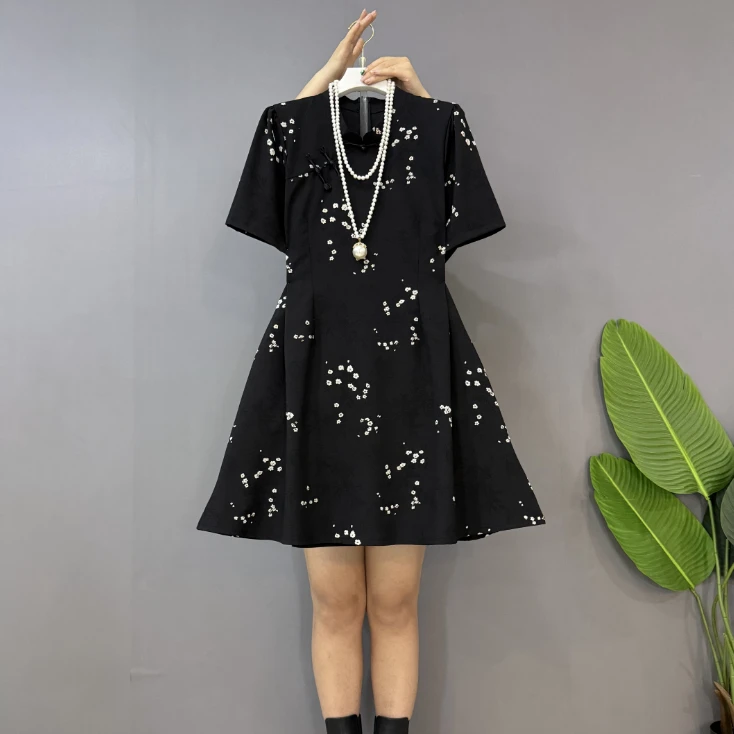 新款大码女装时尚洋气复古盘扣新中式收腰显瘦连衣裙