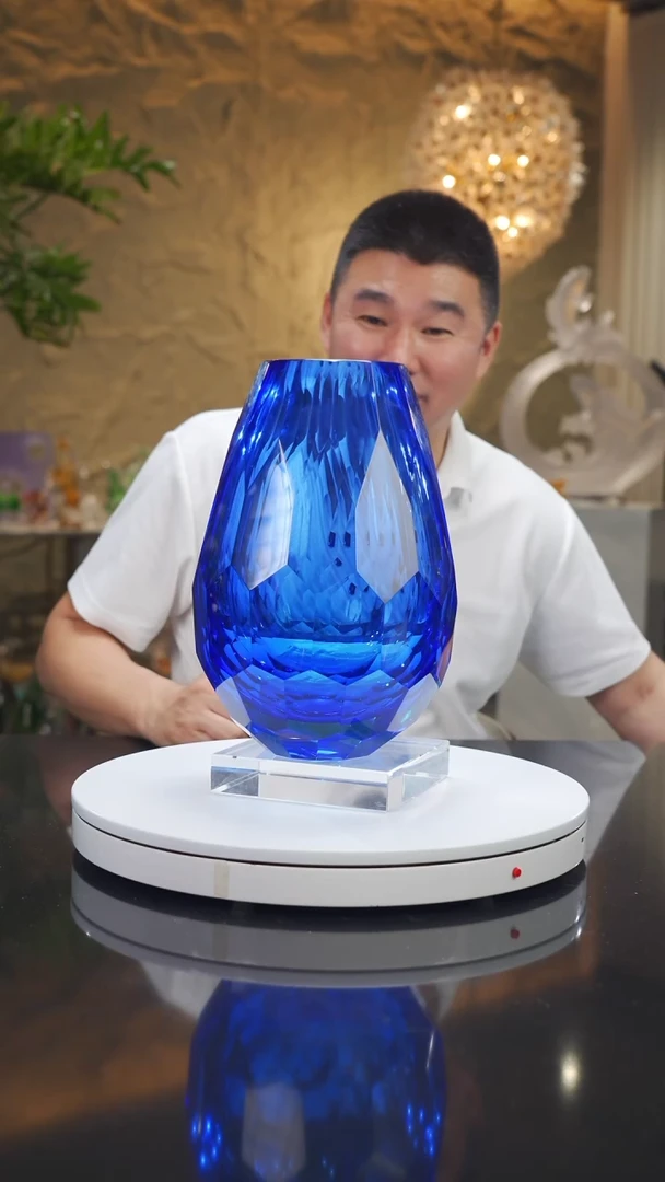 瓷片福利蓝色切面花瓶