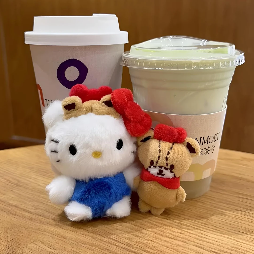 【首尔限定】Hello Kitty 交个朋友小熊钥匙扣玩偶