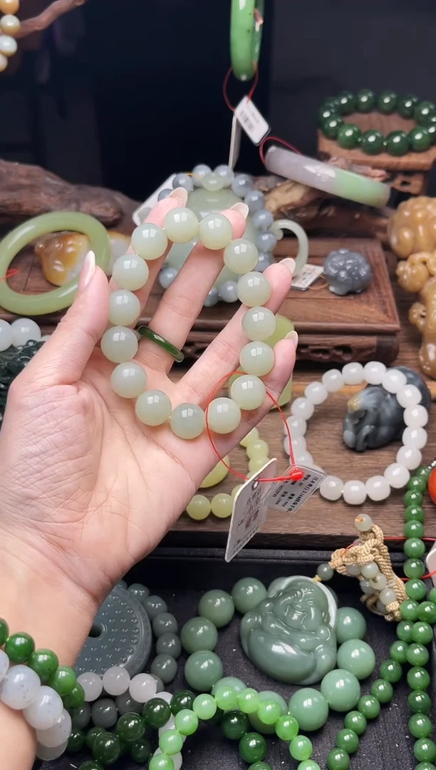 手串未镶嵌和田玉卡14且末青白 圆珠9012799