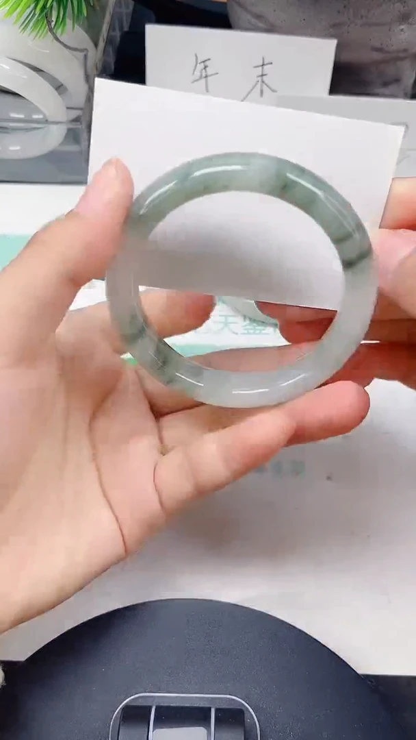 未镶嵌手镯石英质玉28-53/54