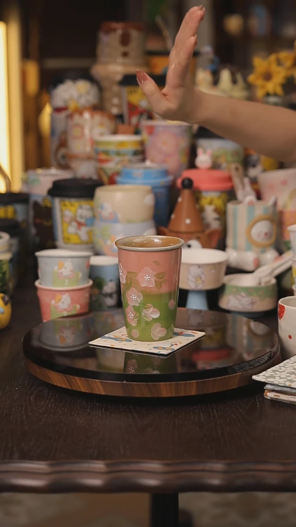 景德镇釉下彩绘设计师款式陶瓷