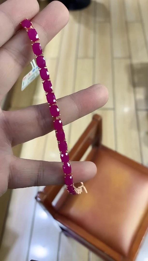 【闪购商品】红宝石手链银S925镶嵌.........