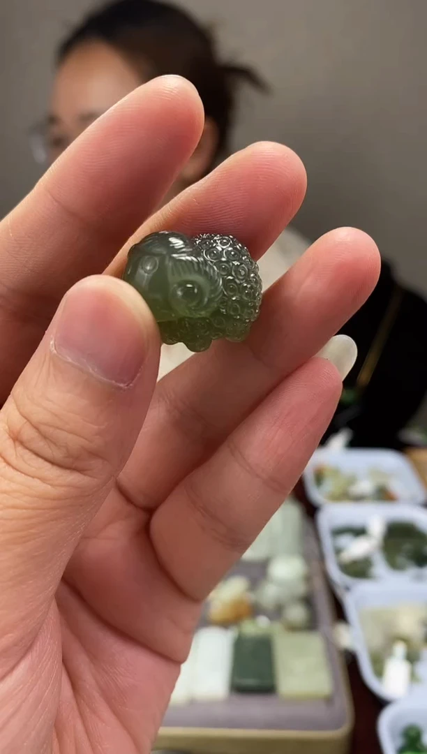 和田玉未镶嵌颈饰和田玉