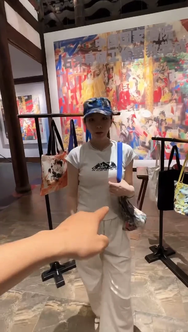 折扇1孔雀（水桶-包）石老师衍生品