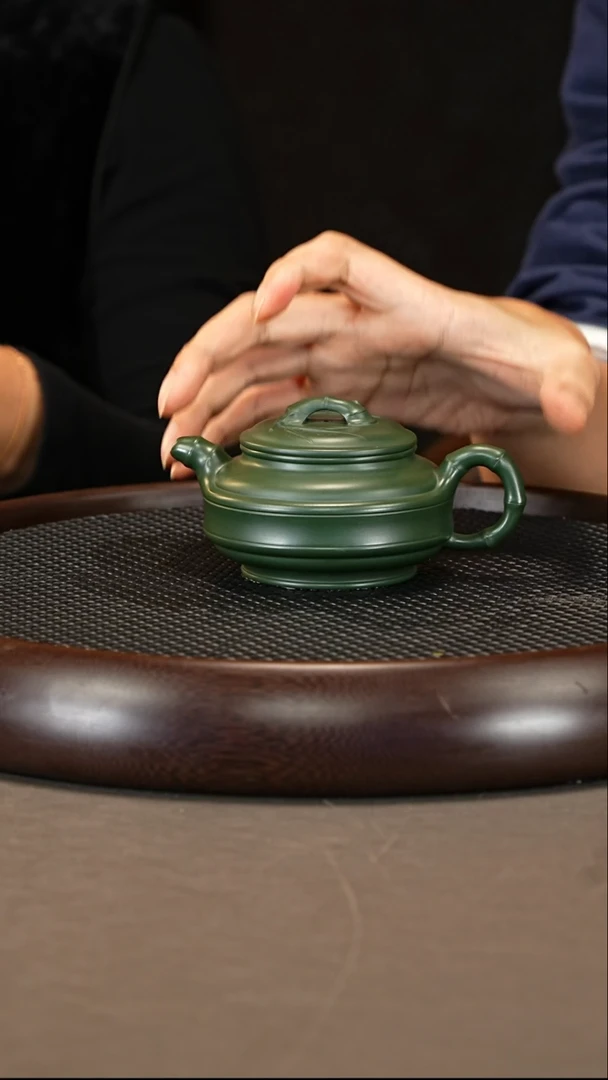 茶壶紫砂103 顾依萍 景州绿泥 双线竹鼓  220cc