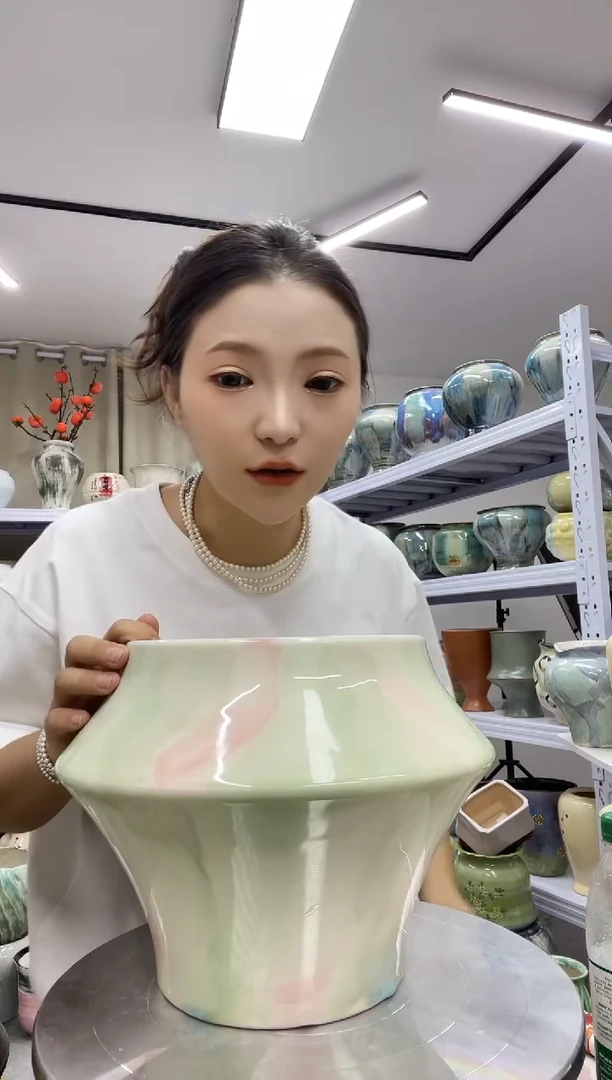 直播间9.14精选陶瓷花盆-高: 19；口:17.5