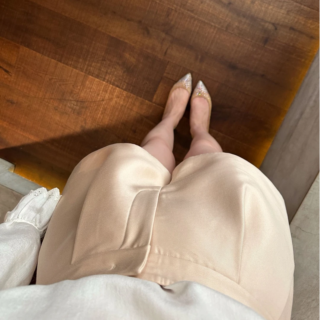 希娜 奶茶七分甜 高腰简约休闲短裤