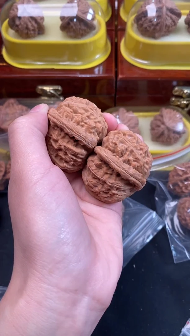 把件文玩核桃白狮子43尺Q034