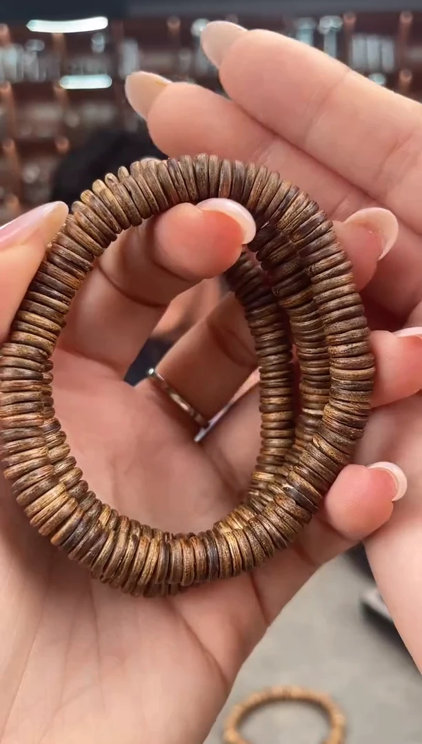 【闪购商品】沉香手串34号香港多样性发一条