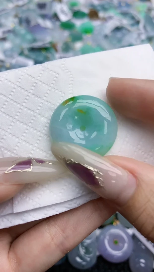 翡翠挂件未镶嵌 天然翡翠A货