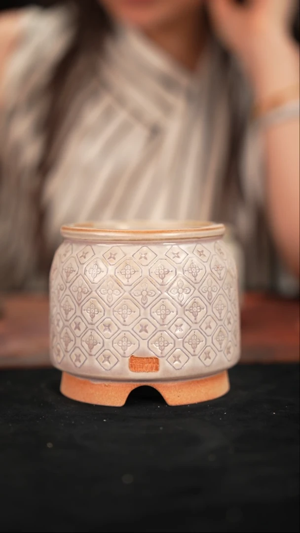 陶瓷6-8-121微瑕花盆口径7.5