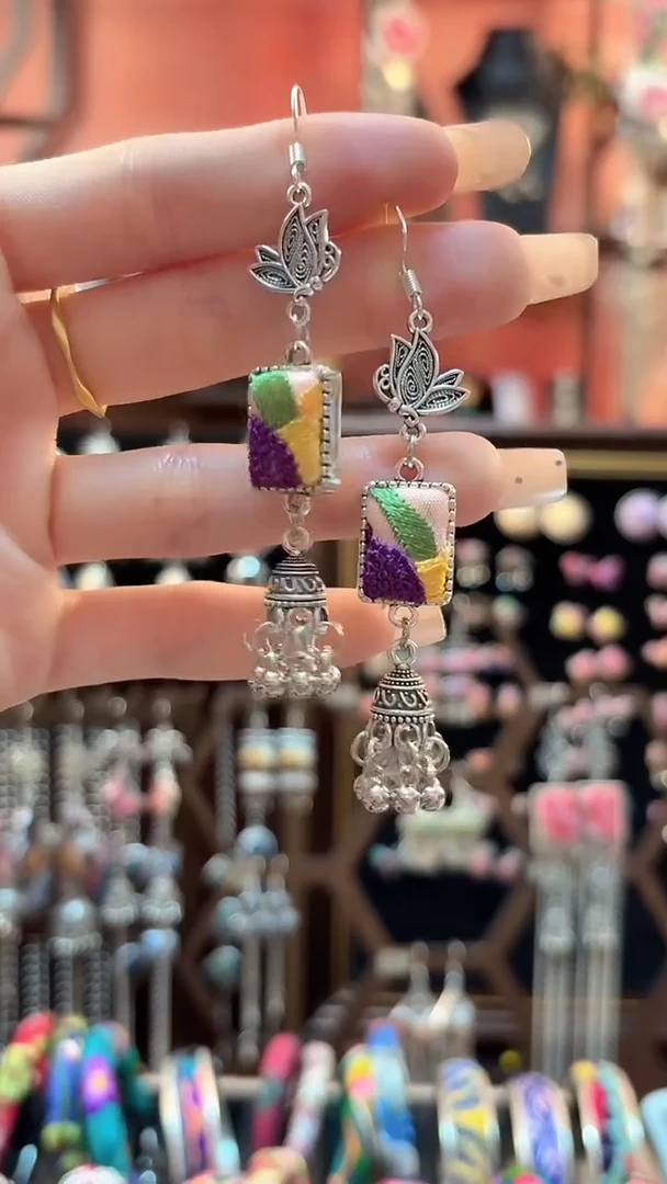 织绣 云织谣民族风精美饰品   51