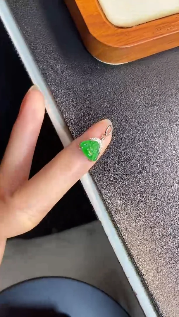 吊坠(不含链)银S925镶嵌翡翠天然A货翡翠