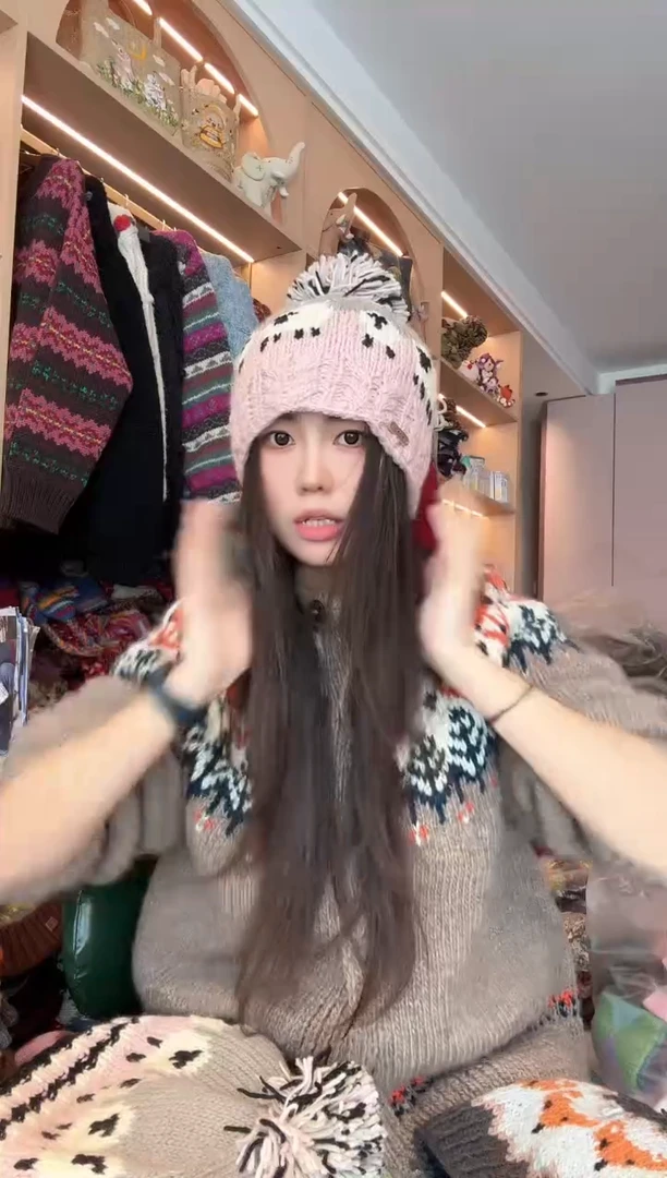 羊毛粉色小羊帽