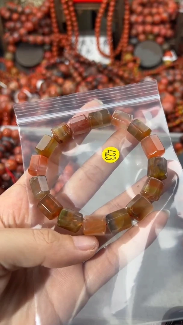 南红玛瑙未镶嵌手串9