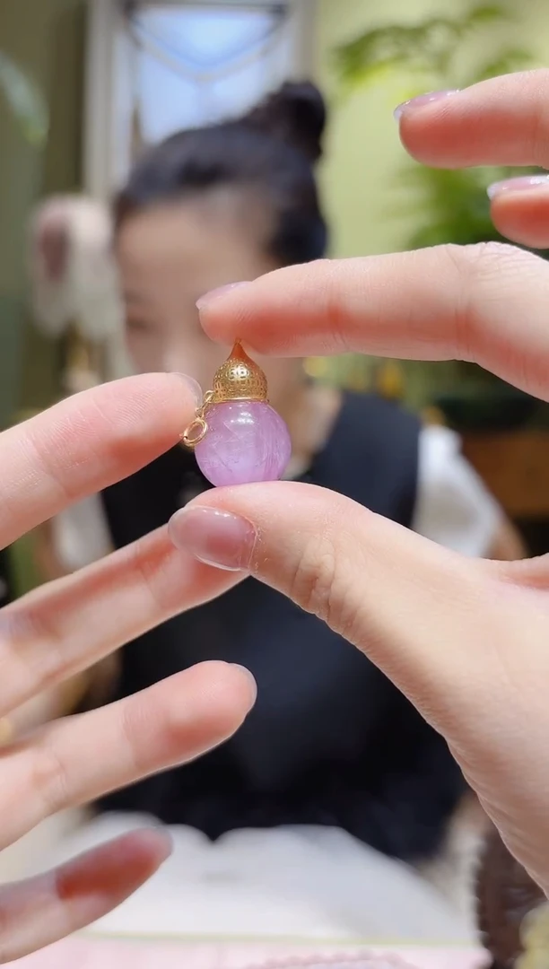【闪购商品】锂辉石挂件18K金镶嵌葫芦造型紫锂辉挂件