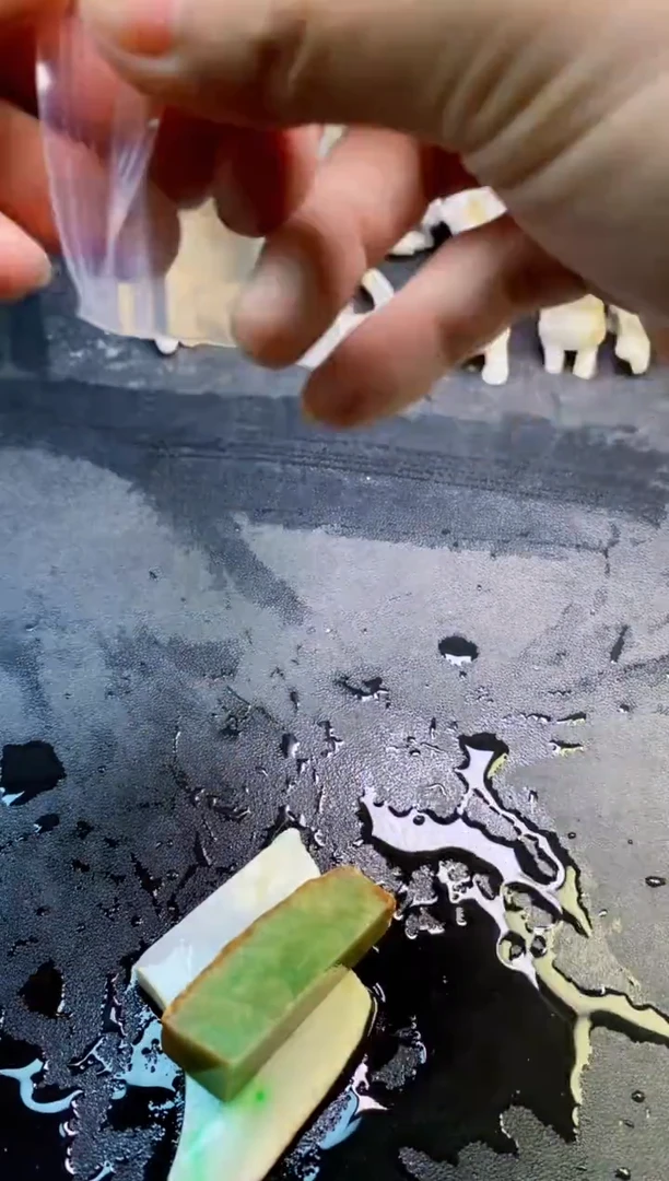 翡翠未镶嵌颈饰天然翡翠155