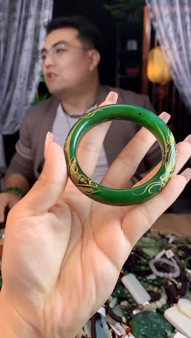 【闪购商品】和田玉手镯未镶嵌多样性发货拍一发一