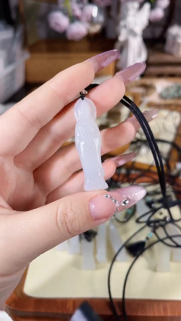 吊坠(赠链)银S925镶嵌和田玉多样性发其一