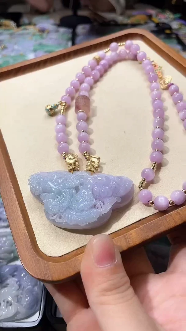 【闪购商品】翡翠颈饰未镶嵌吊坠