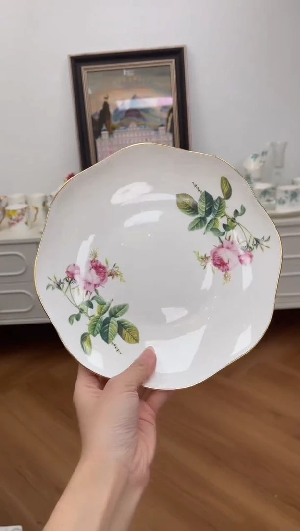 陶玫瑰高骨骨瓷微瑕不退换8寸荷口盘