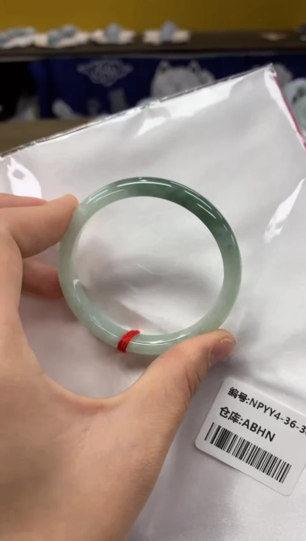 【闪购商品】翡翠手镯未镶嵌翡翠手镯