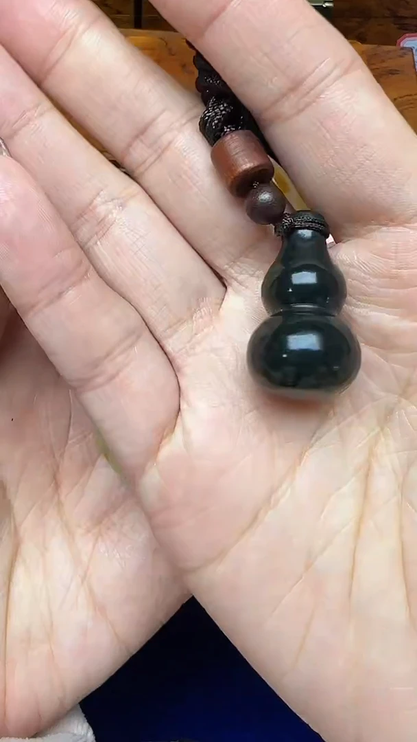 未镶嵌和田玉挂件听**云1