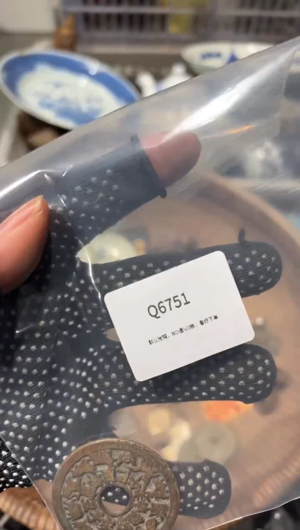 半*君秒拍秒付瓷铜摆件